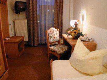 Hotel Restaurant Hassia Frielendorf ห้อง รูปภาพ
